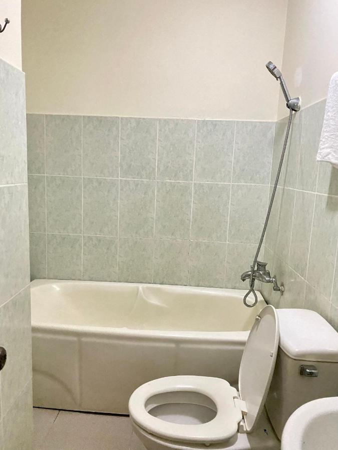 Khach San Ban Me Xanh Hotel Buon Ma Thuot Kültér fotó
