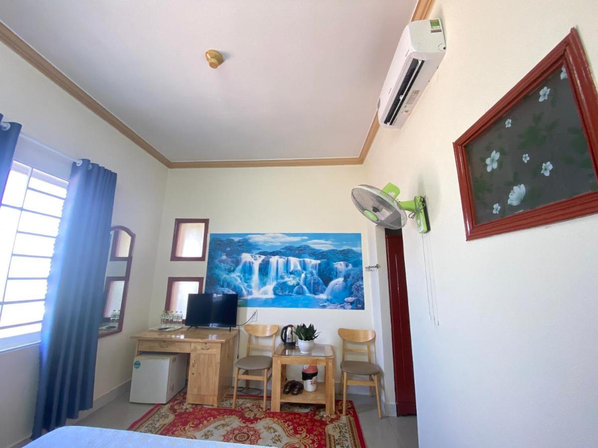 Khach San Ban Me Xanh Hotel Buon Ma Thuot Kültér fotó