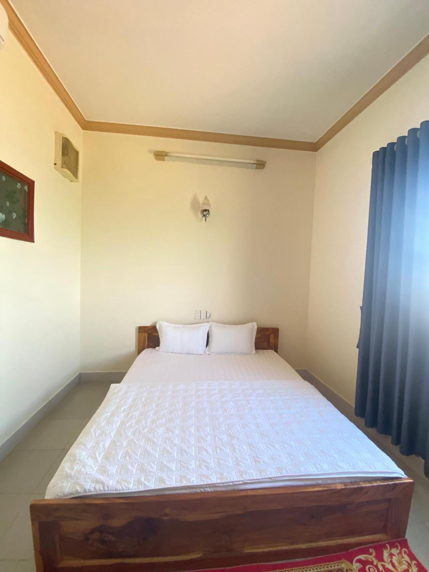 Khach San Ban Me Xanh Hotel Buon Ma Thuot Kültér fotó